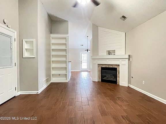 2nd image of 7185 Crape Myrtle Dr