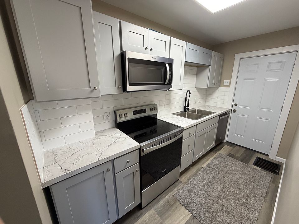 1st image of 602 University Pl #124
