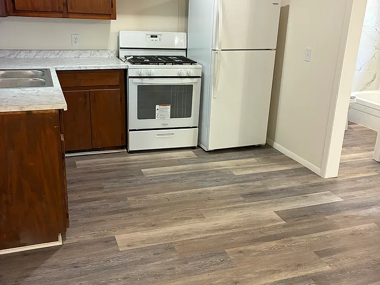 405 E Church St #5 — Photo 7