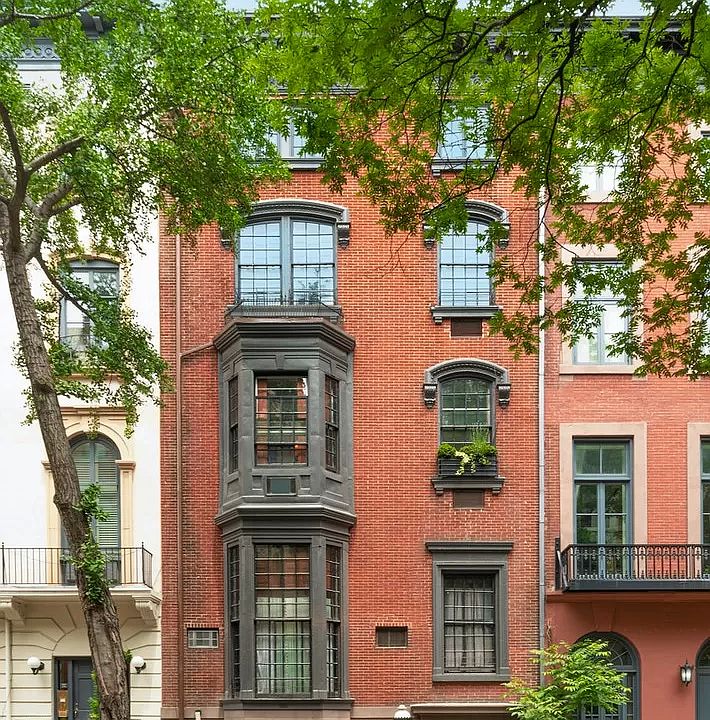 17 W 9th St, New York, NY 10011 | Zillow