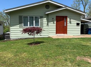 321 Orchard Ave, Ballwin, MO 63021