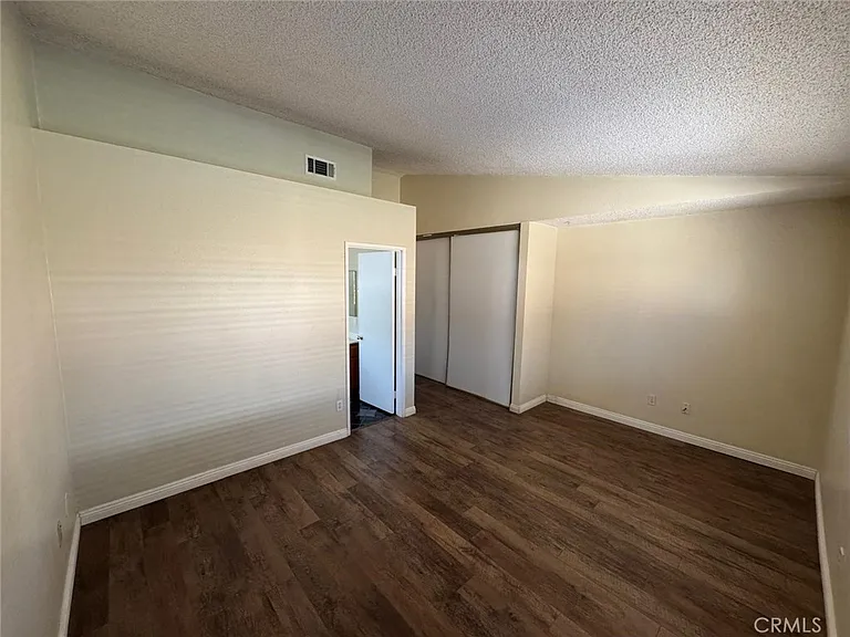 1229 Onyx Dr — Photo 14