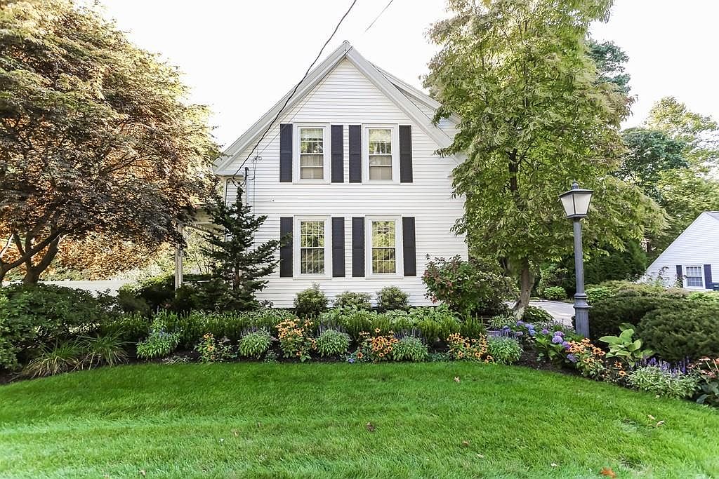 639 Plymouth St, Abington, MA 02351 Zillow