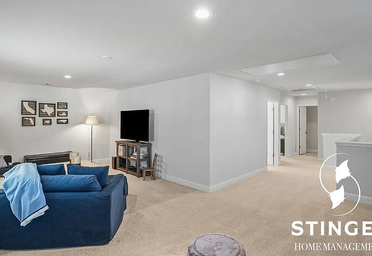 1174 Danner Dr — Photo 23
