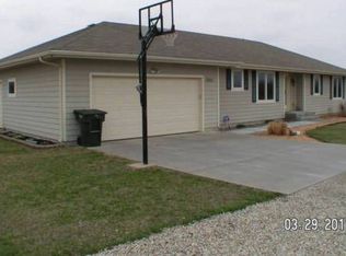 5740 SE Berryton Rd, Berryton, KS 66409