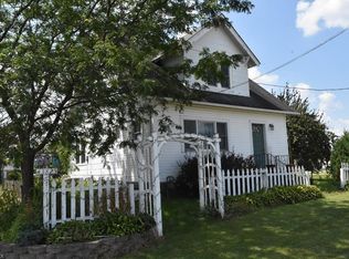 43825 Russia Rd, Elyria, OH 44035