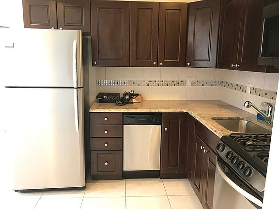 2nd image of 30-47 38th St #2RR
