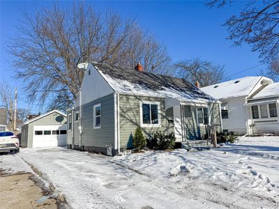 621 Lochhead Ave, Flint, MI, 48507