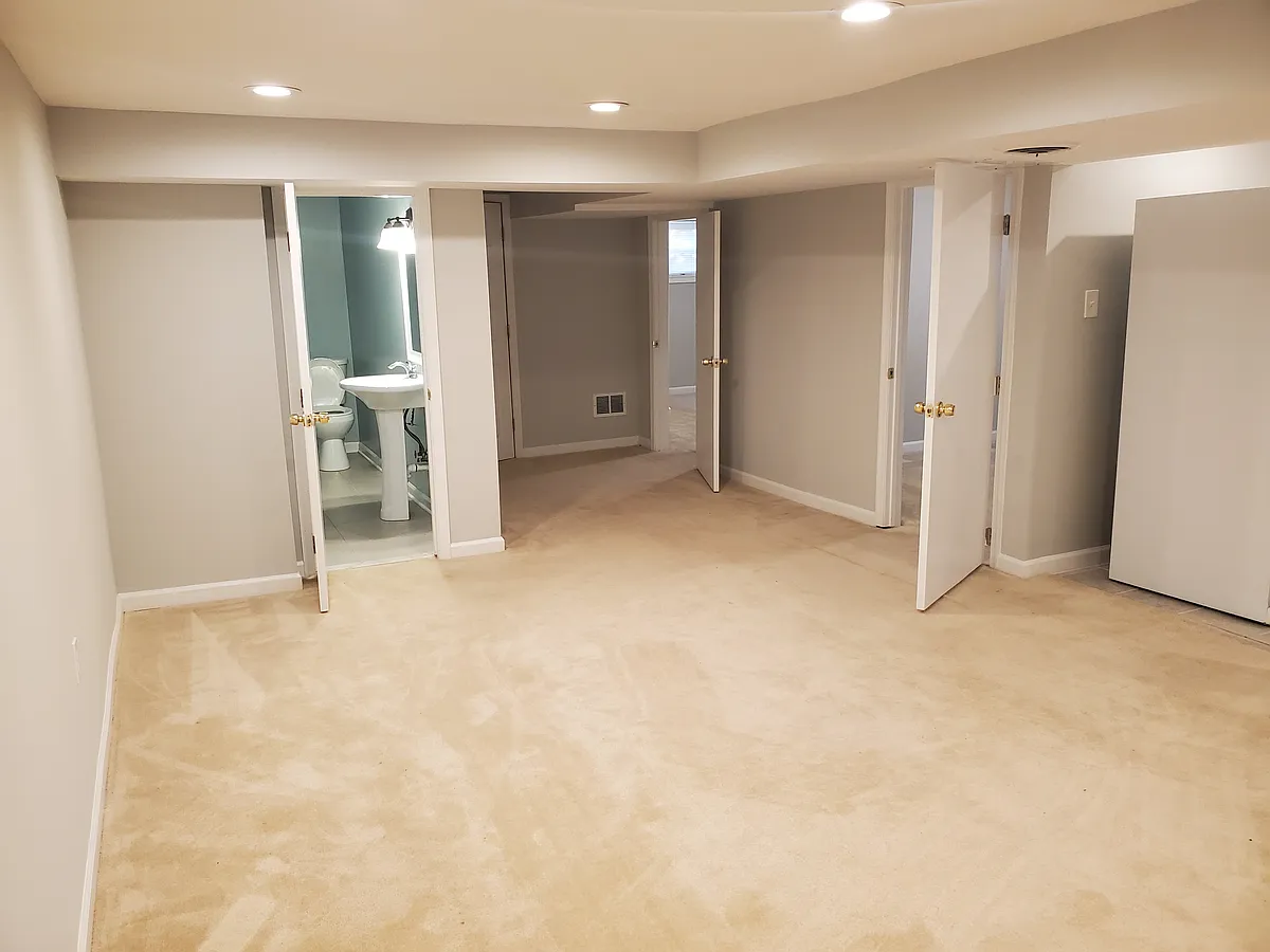 Building Photo - 3204 Beechcraft Dr #LOWER LVL