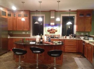 179 Oakland St, Wellesley, MA 02481