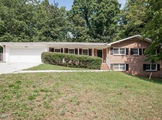 4282 Executive Dr, Stone Mountain, GA 30083