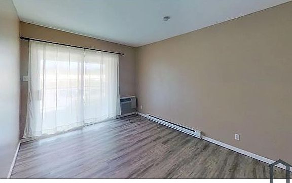 3rd image of 7445 Hazelcrest Dr APT G