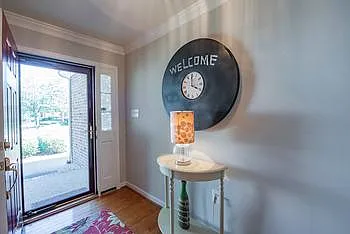 2 bed, 2013 sqft, $2,900 — Photo 4