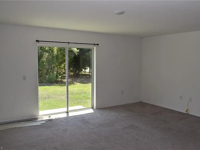 4795 Lacoco St — Photo 4