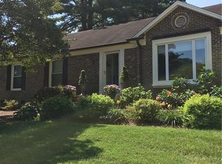 4608 Knightbridge Rd, Greensboro, NC 27455