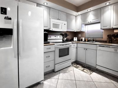 9823 S Hollybrook Lake Drive #205, Hollywood, FL, 33025