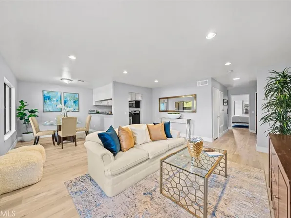 5 Willowcrest Ln, Pomona, CA 91766