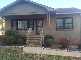 129 Woodland Dr SW, Concord, NC 28025