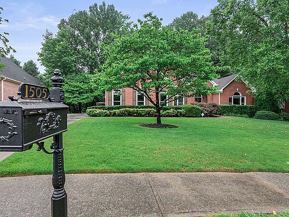 2nd image of 1505 Chadberry Way