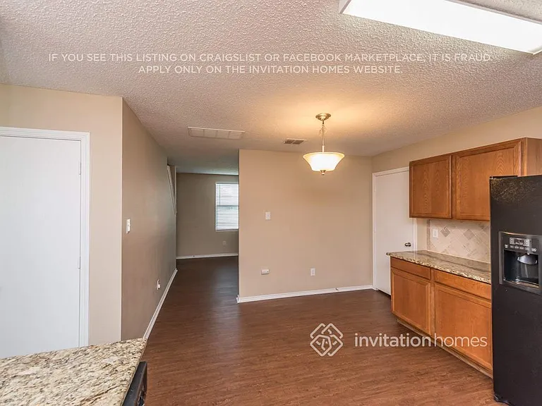3450 Post Oak Dr — Photo 6
