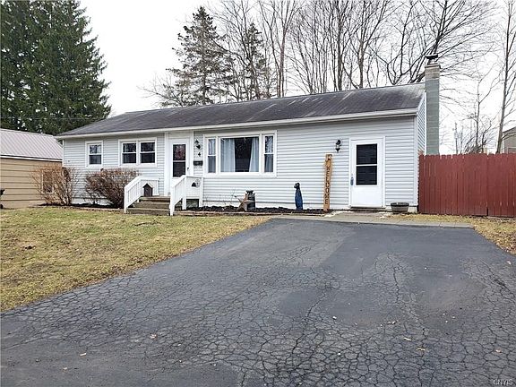2nd image of 4 Morgan Dr