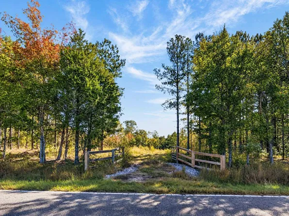 1322 Ghost Creek Rd, Laurens, SC 29360