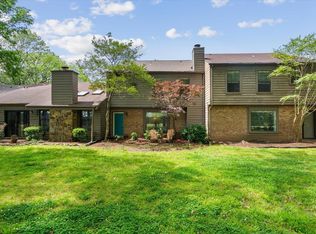 1674 E Ravenhill Dr #49, Germantown, TN 38138