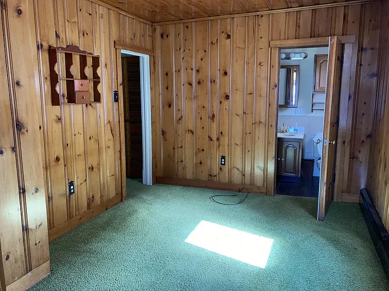 1142 Bechtel St — Photo 5