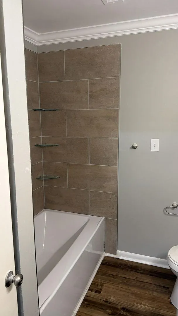 1117 Magnolia St Apt 1-4 — Photo 3