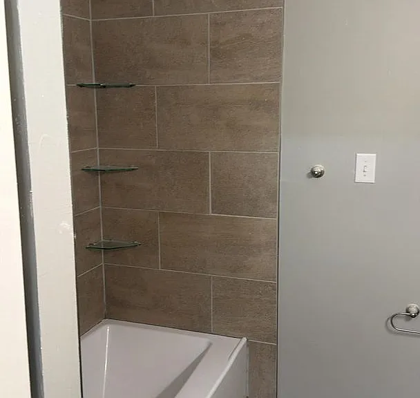 1117 Magnolia St SE — Photo 3