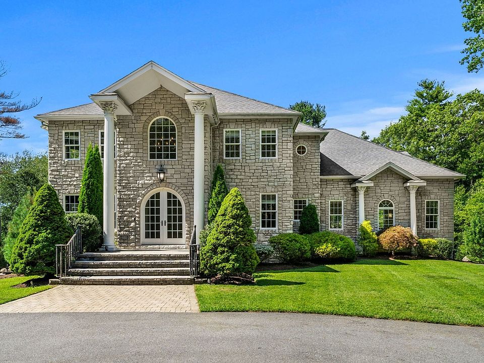 1st image of 9 Grandview Rd
