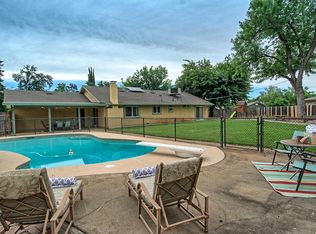 7194 Granada Dr, Redding, CA 96002