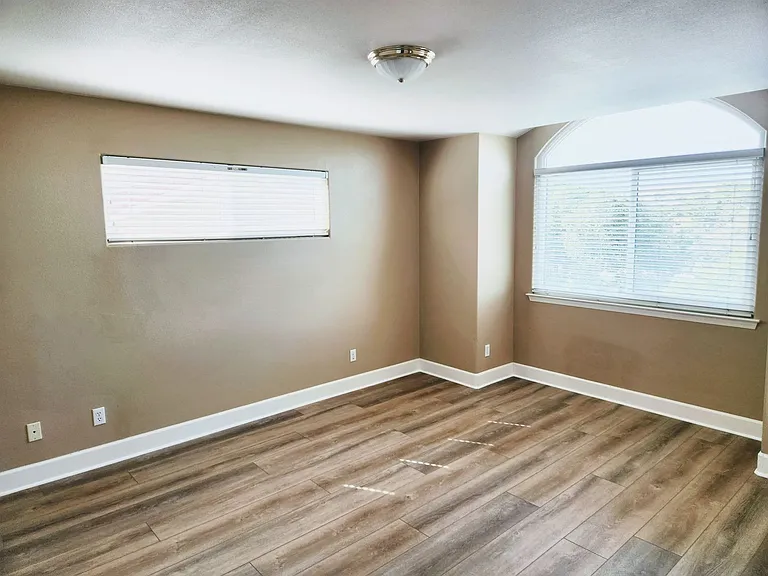 1586 San Diego Loop — Photo 13