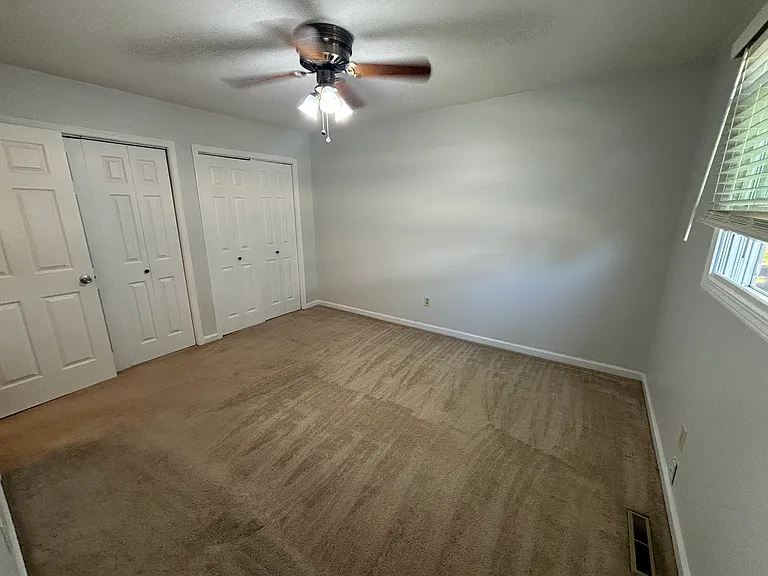 512 Woodland Ct — Photo 7