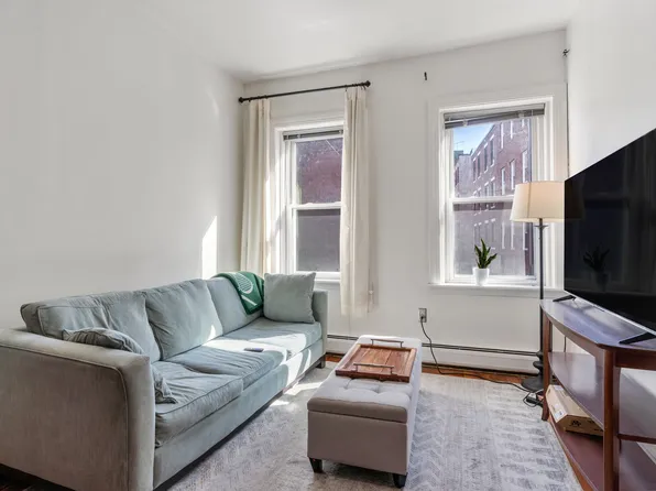 10 Fleet St APT 1, Boston, MA 02113