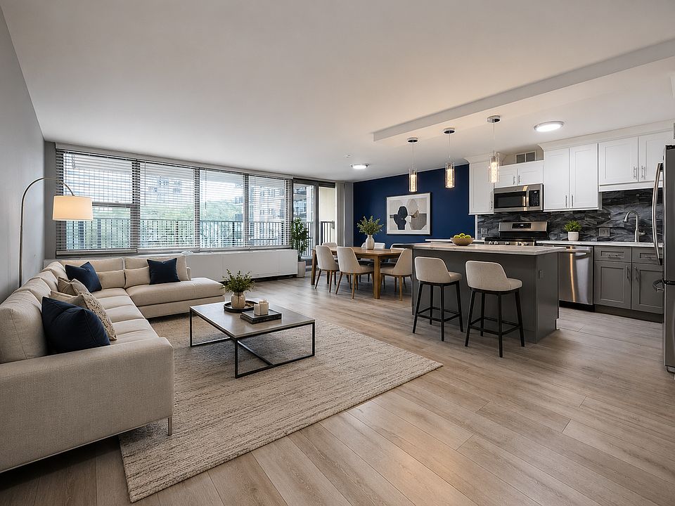 1st image of 400 E Randolph St APT 825