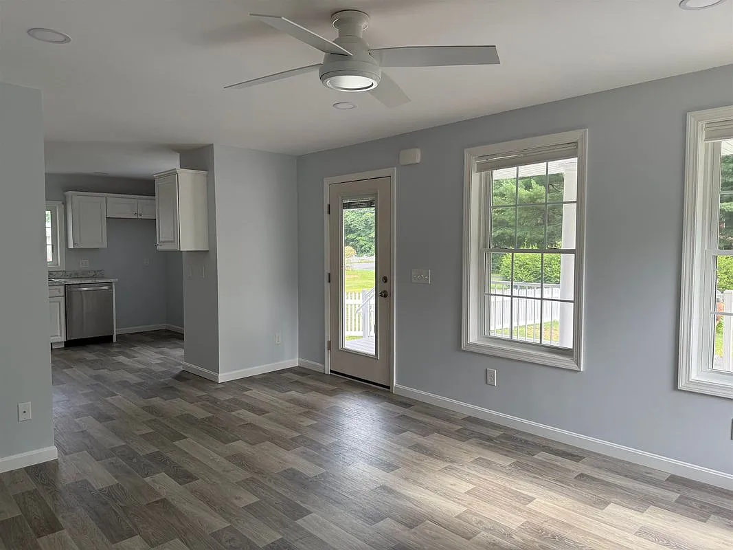 1 bed, 1.0 bath, 810 sqft, $2,800 — Photo 2