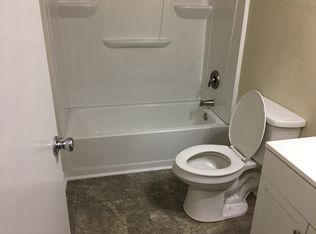 7279 Doe Dr APT 203, Gloucester, VA 23061