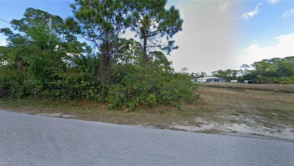 1st image of 3102 16th ST W