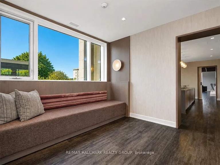 560 Rideau St #1106 — Photo 39