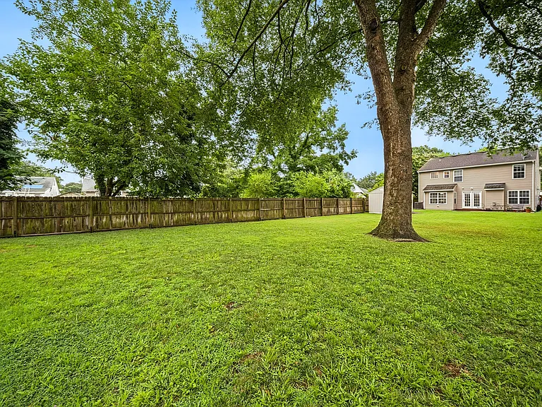 722 Dune St — Photo 19