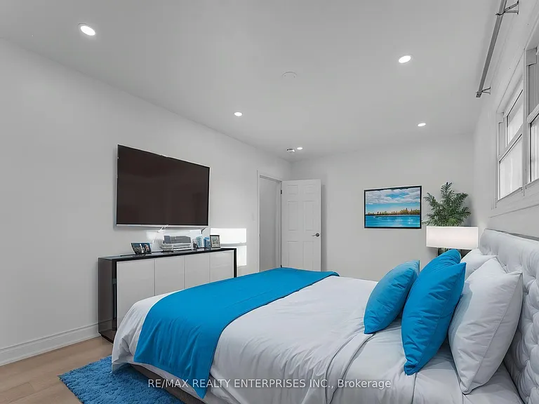 60 Wakelin Ter — Photo 21