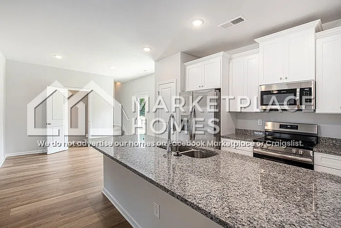 1914 Schoolhouse Ln — Photo 8