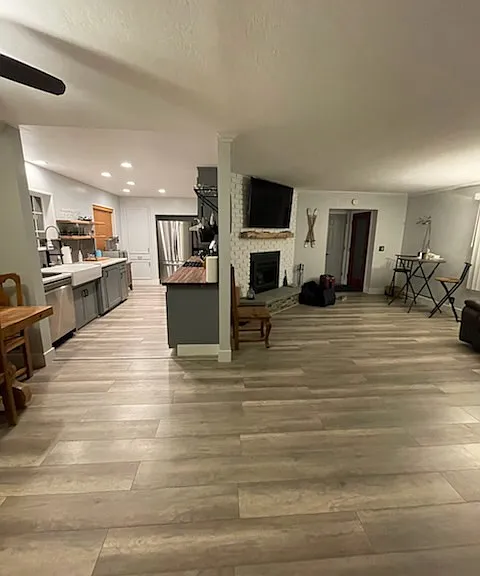 254 N Benjamin Dr — Photo 5