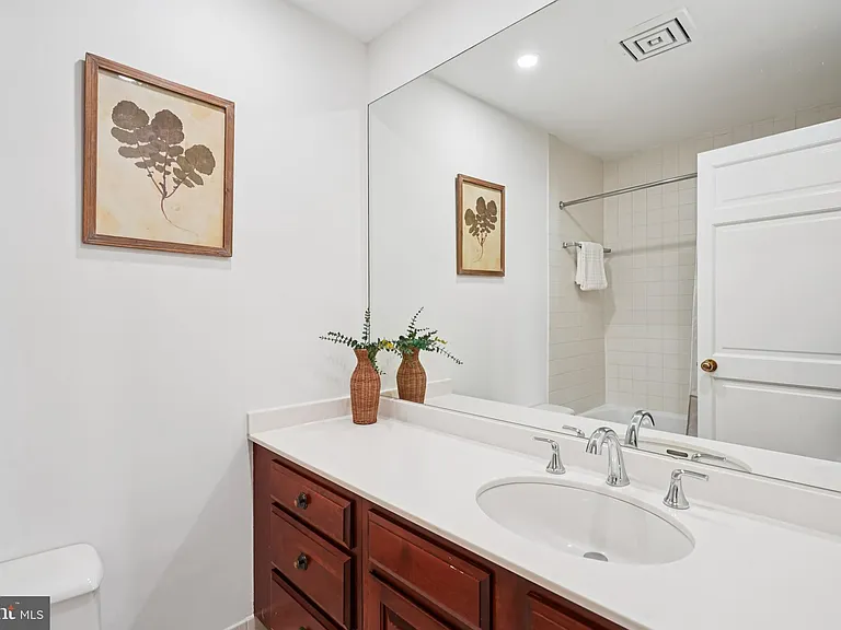 8101 Connecticut Ave #S307 — Photo 15