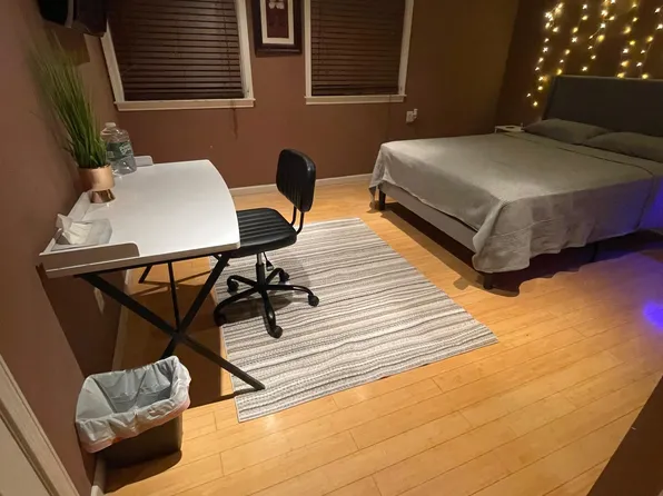 (undisclosed Address), Philadelphia, PA 19152