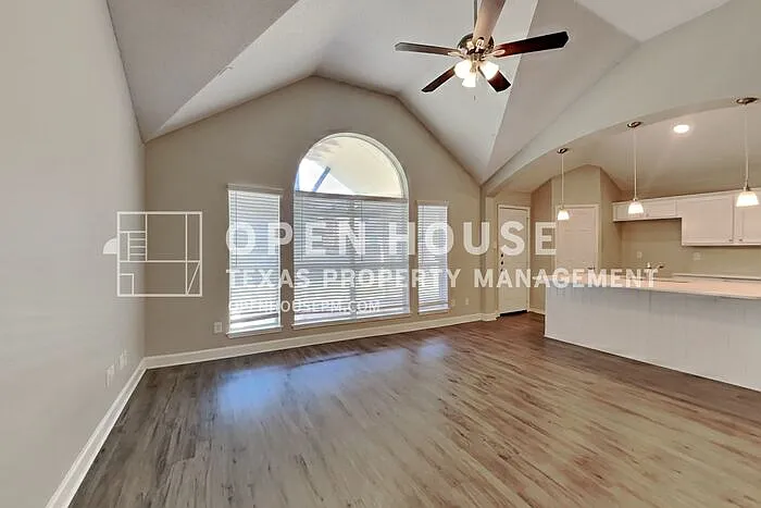 204 Quail Trail Ln — Photo 7