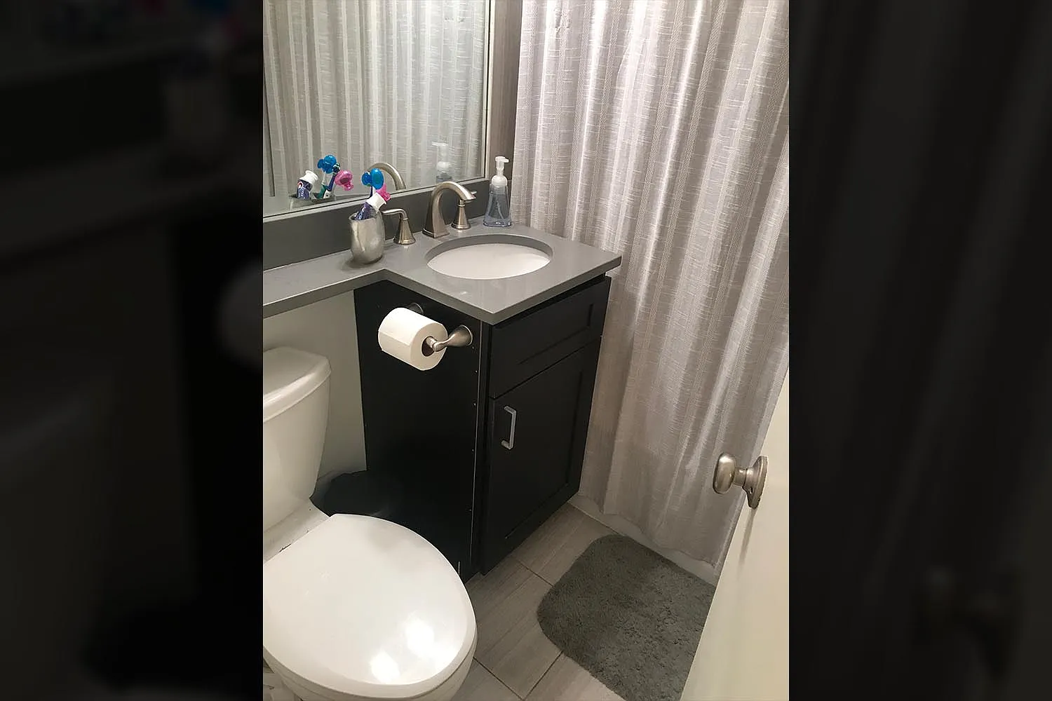 513 W Belmont Avenue — Photo 3