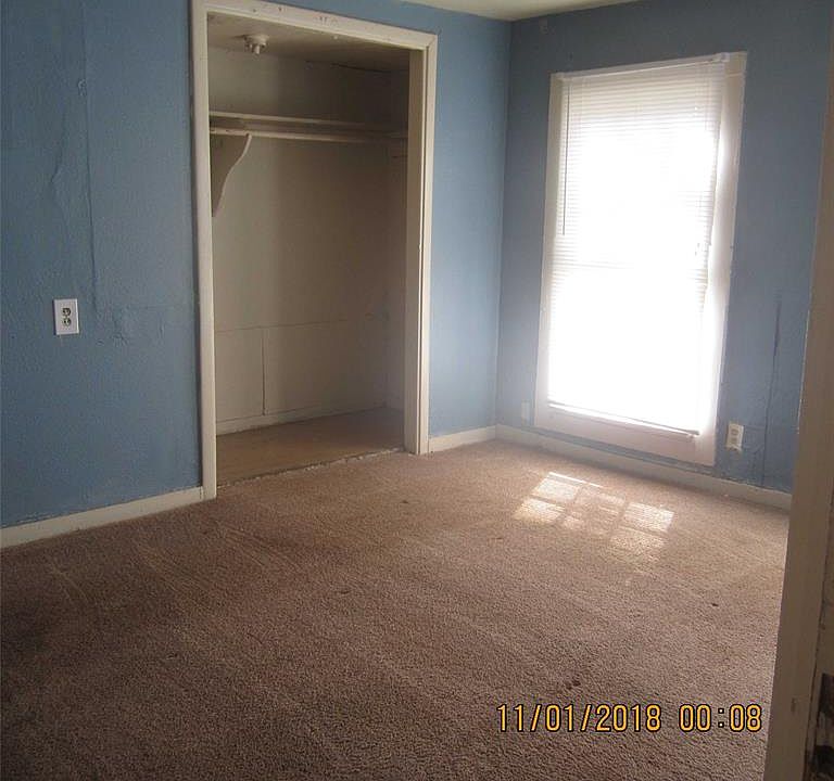 2nd image of 608 E North 15th St