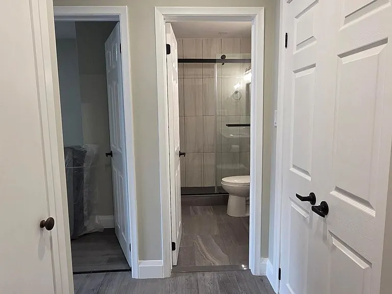 793 Broadview Ave #1 — Photo 17